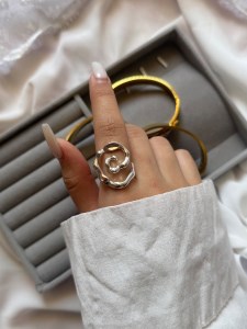 انگشتر زنانه آبکاری نقره کد R136