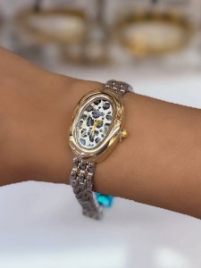 ساعت پلنگی صفحه بیضی کد W149