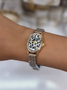 ساعت پلنگی صفحه بیضی کد W152