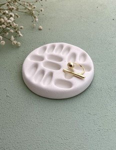 انگشتر طرح هارمونی طلایی کد R104