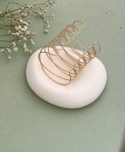 دستنبد النگویی طلایی کد B102