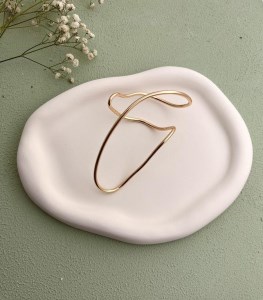 دستنبندو مچ بند طرح ناهموار کد B105